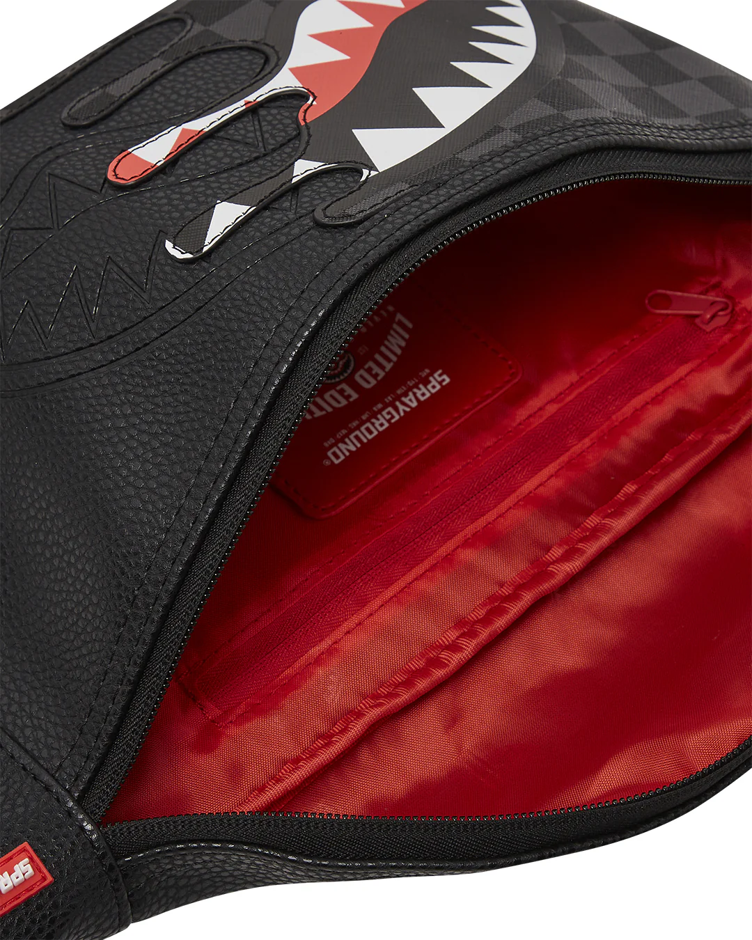 UNFINISHED SHARK CROSSBODY - Sprayground