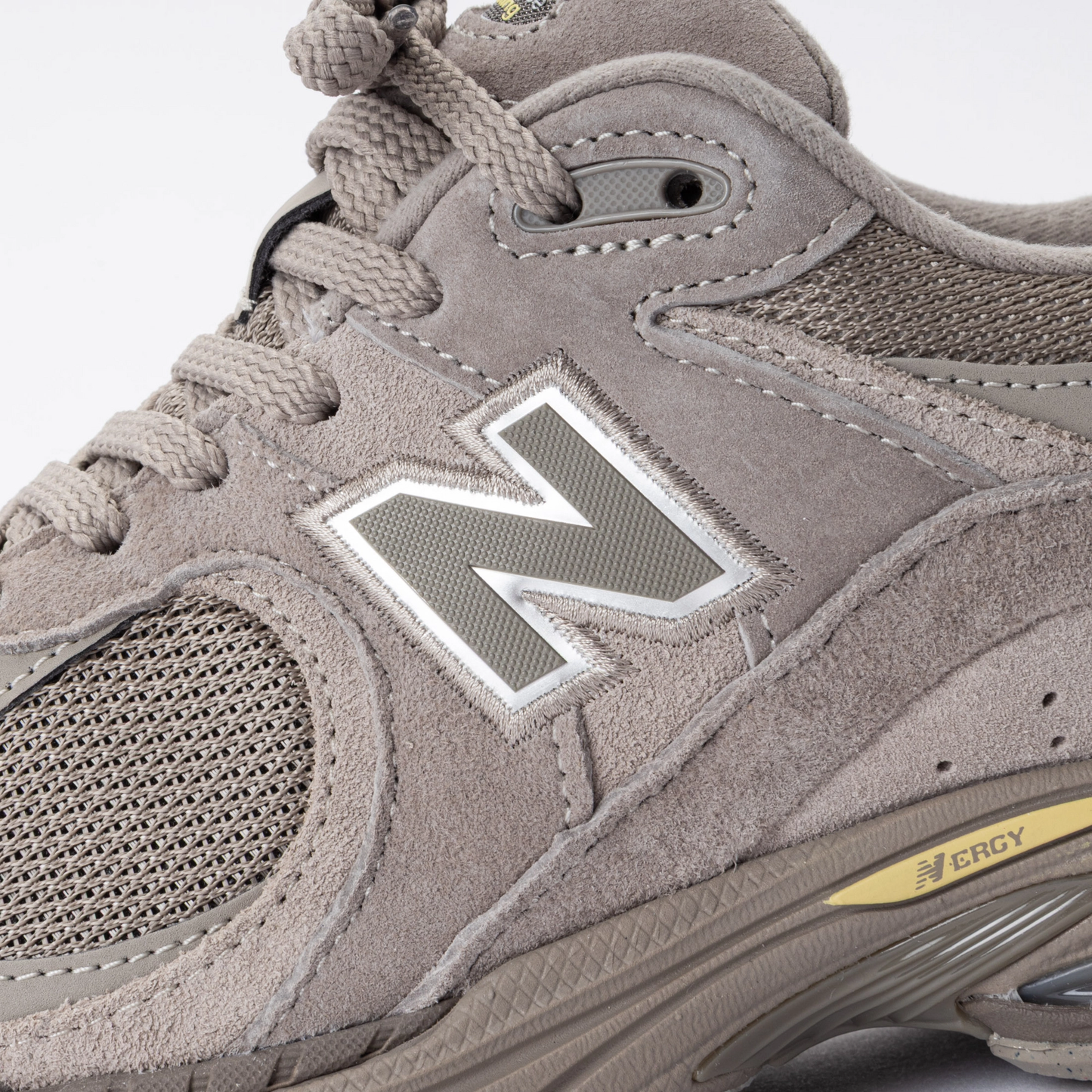 2002R - New Balance