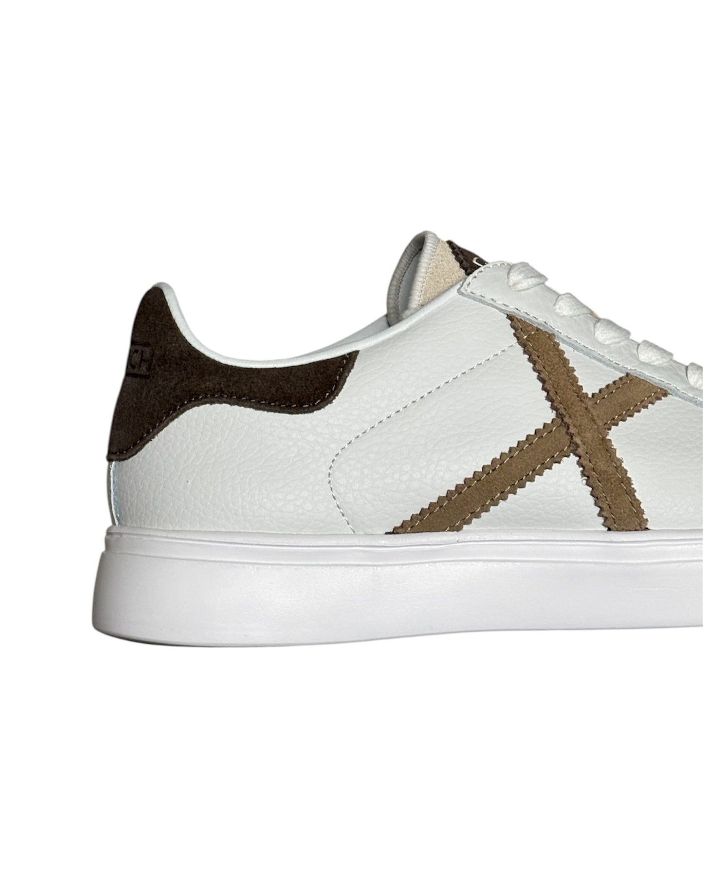 Dettaglio laterale sneakers MUNICH RETE 118 in pelle e tessuto tecnico