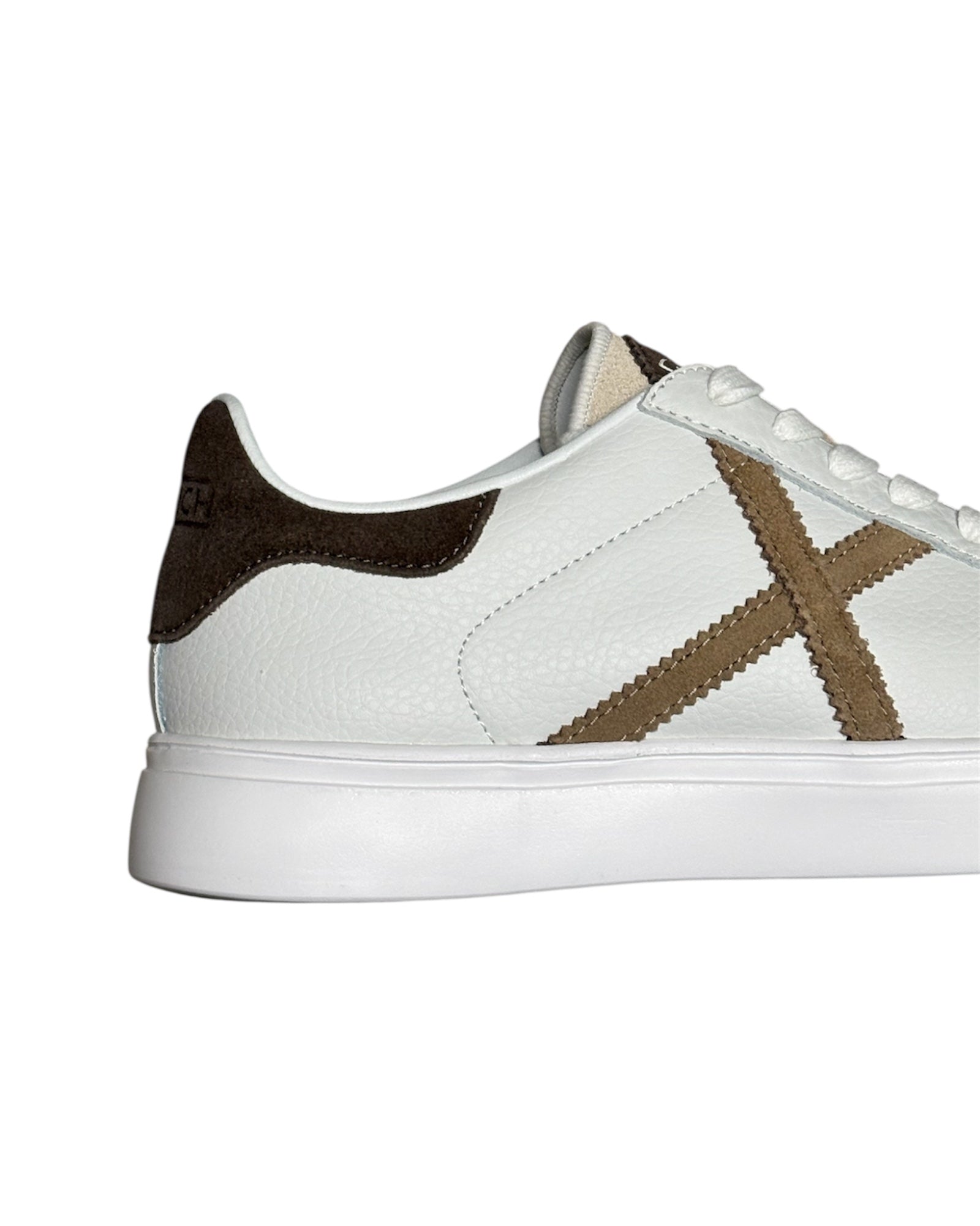 Dettaglio laterale sneakers MUNICH RETE 118 in pelle e tessuto tecnico
