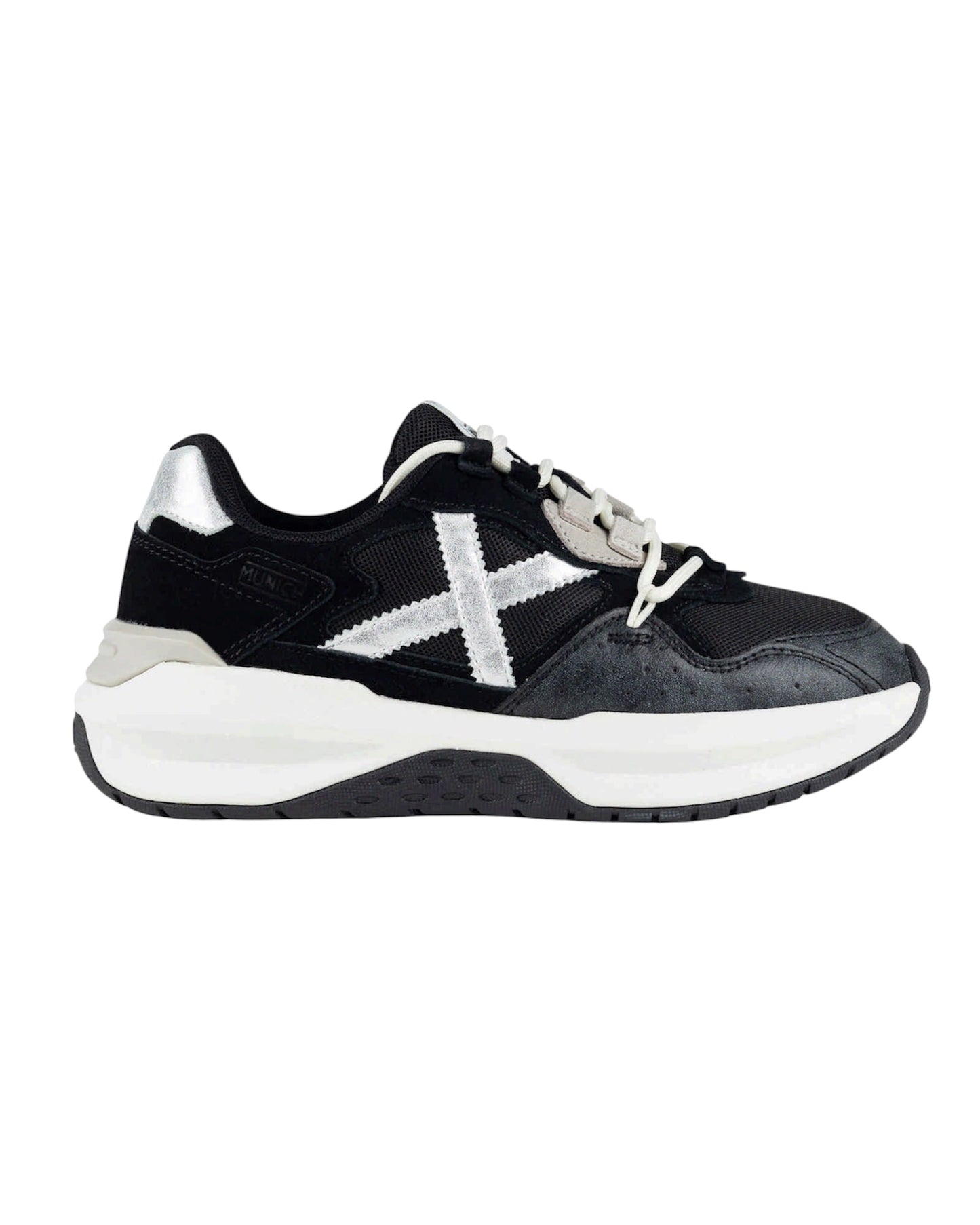 Sneakers Donna Munich Nexa 32 Nero, Argento e Bianco