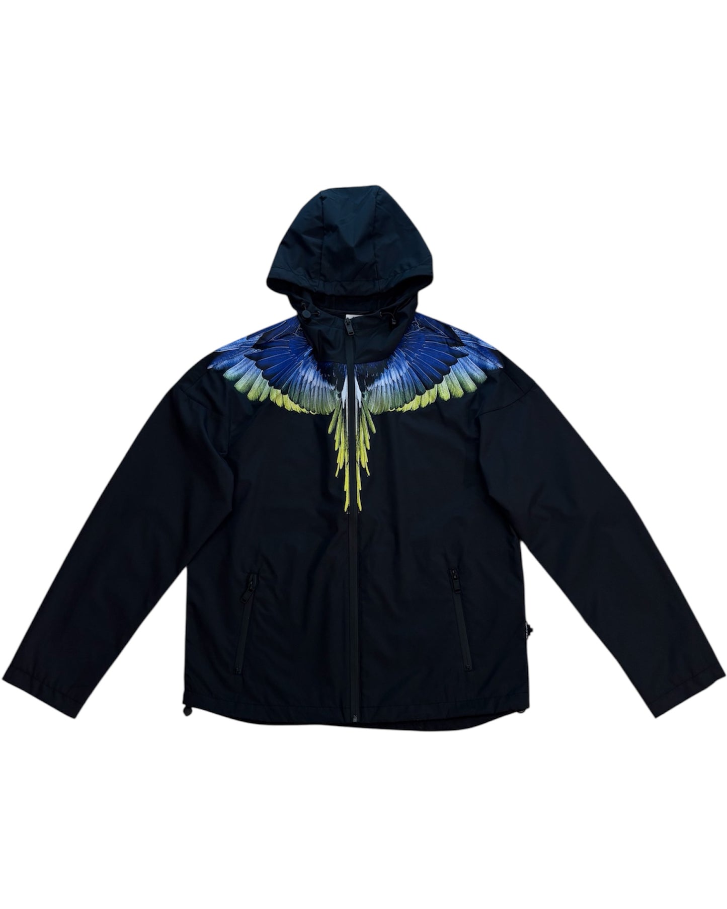 Giacca in nylon con logo frontale e chiusura zip, dal design moderno e versatile.