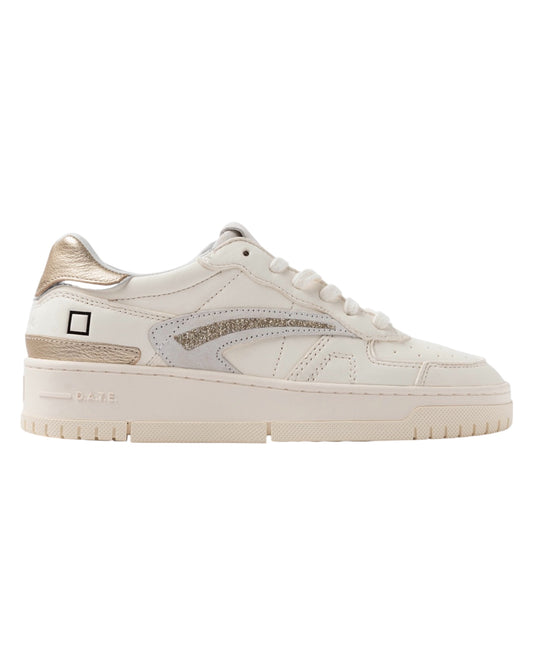 Vista frontale delle sneakers D.A.T.E. Torneo Pure Shiny Ivory.