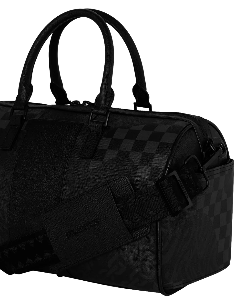 Interno con scomparto unico e tasche organizzative.