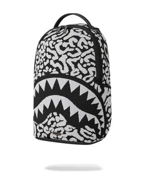 Vista frontale dello zaino Nocturnal Predator Backpack con grafica teddy.