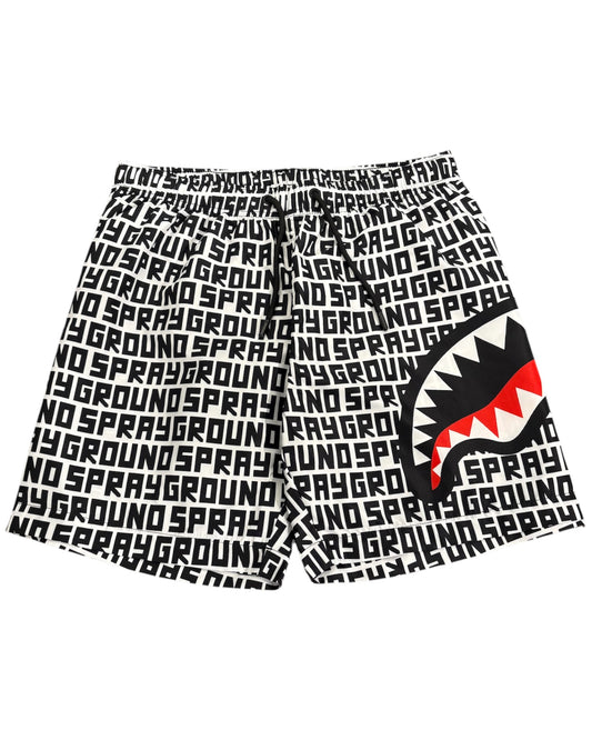 Vista frontale del costume da bagno con stampa all-over.